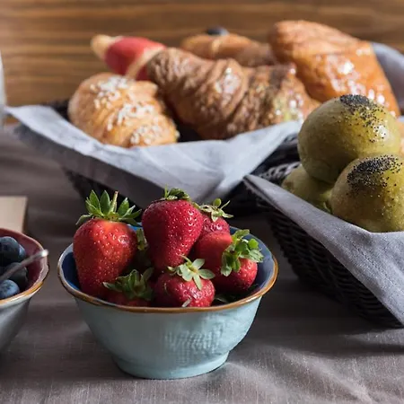 Bed & Breakfast Vallechiara 4*